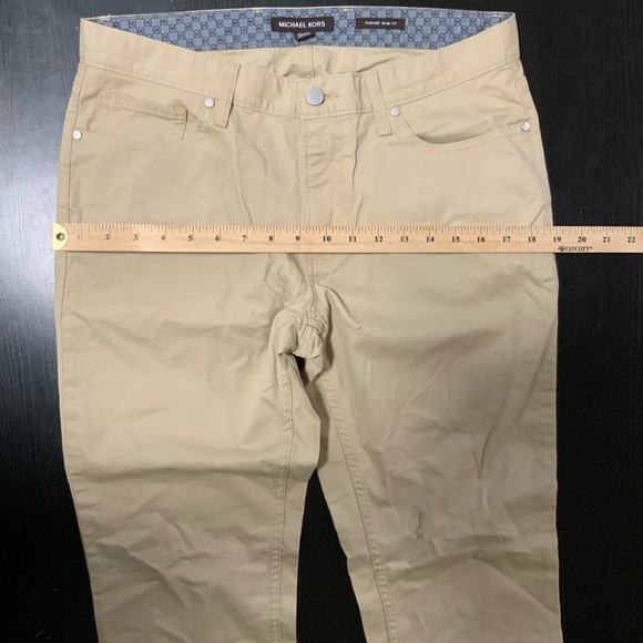 Michael Kors Parker Slim Fit Beige Tan Casual Khaki Pants Size 32x34 - Picture 8 of 8